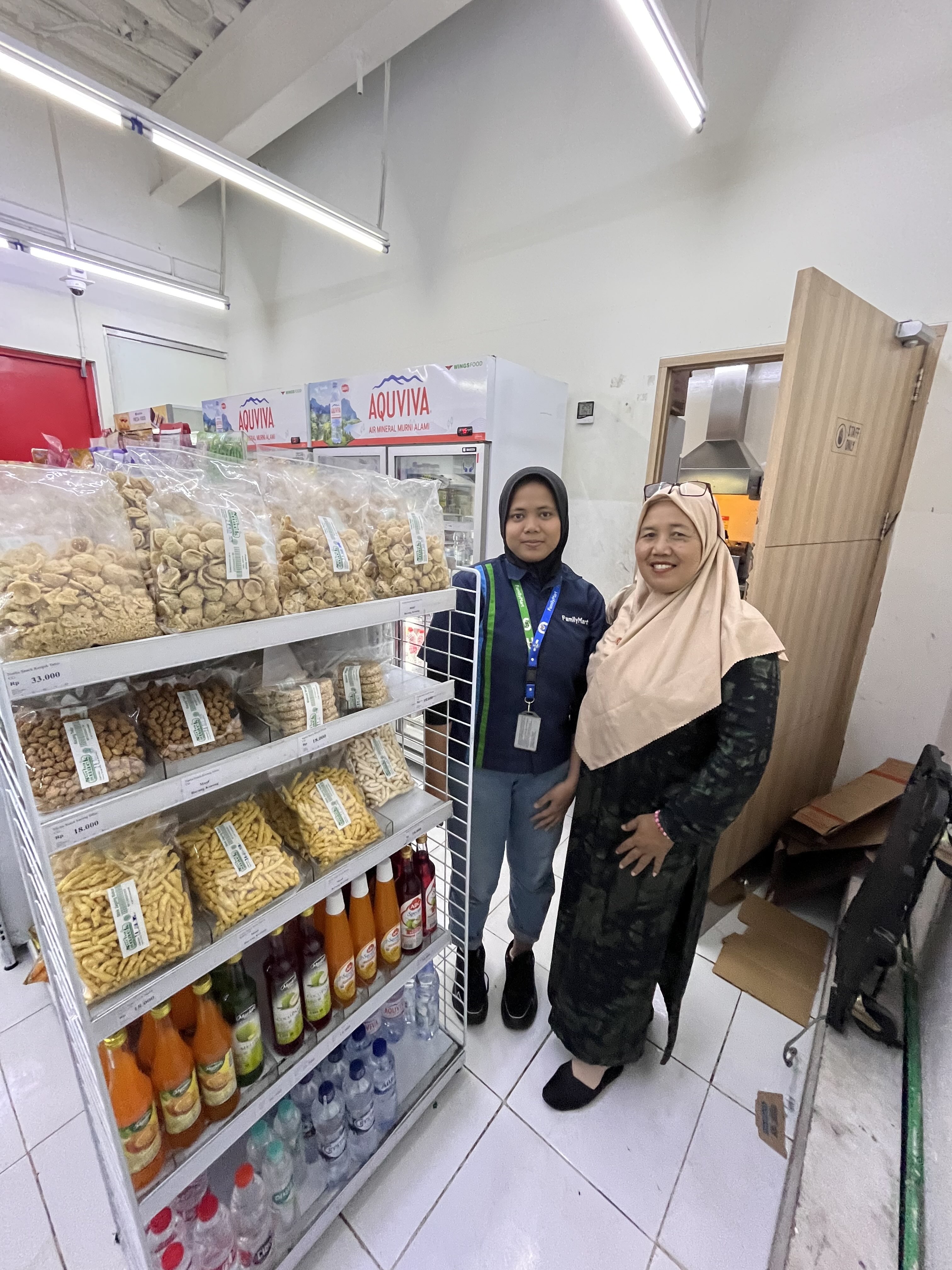 Ibu Suwarti dari Aulia Snack